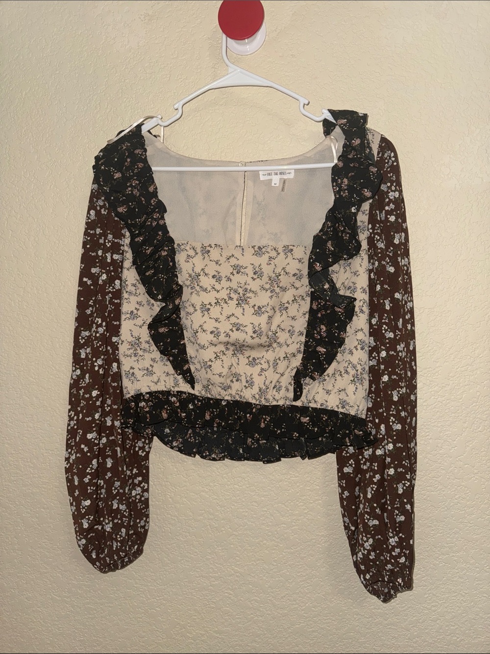 Free The Roses Floral Ruffle Crop Top Size M Cottagecore Boho Long Sleeve